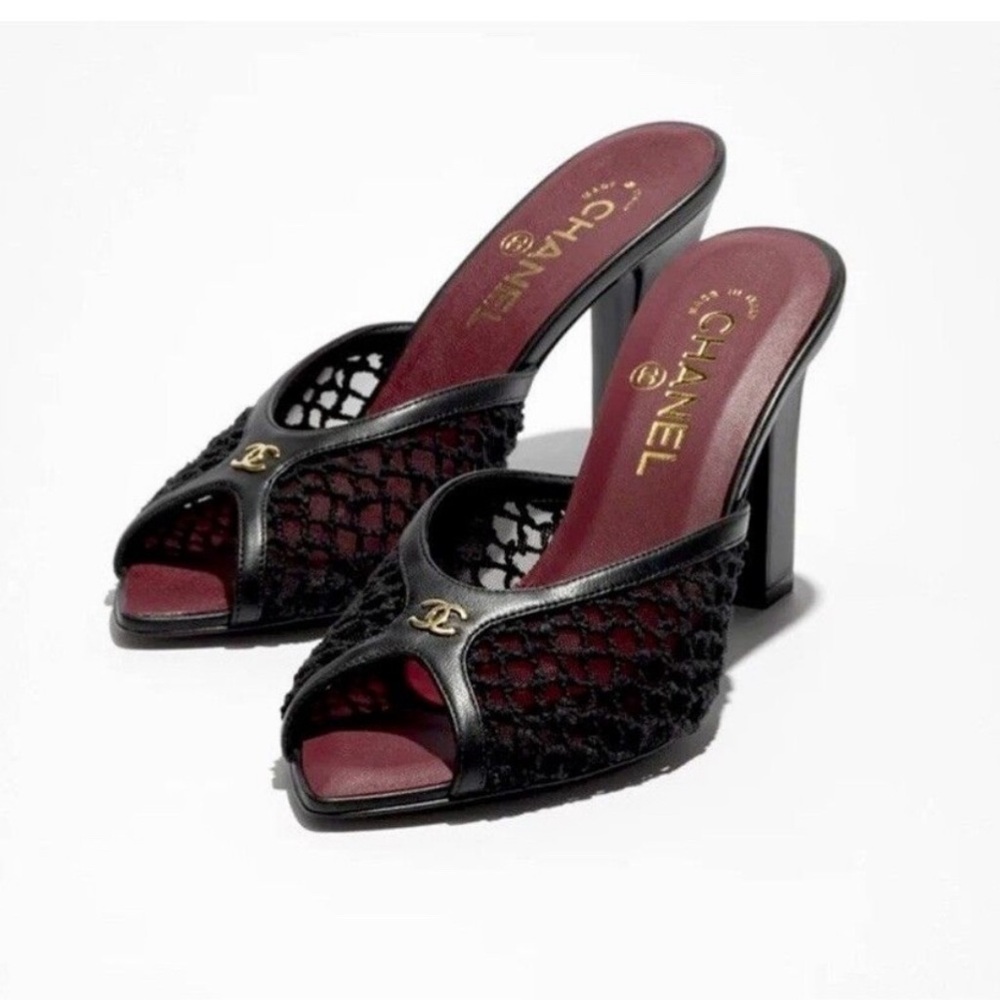 Chanel 26M Coco Beach mesh heels size 39